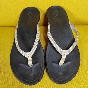 OluKai Ho'opio Leather Sandals Thong Sandal Women's Size 8